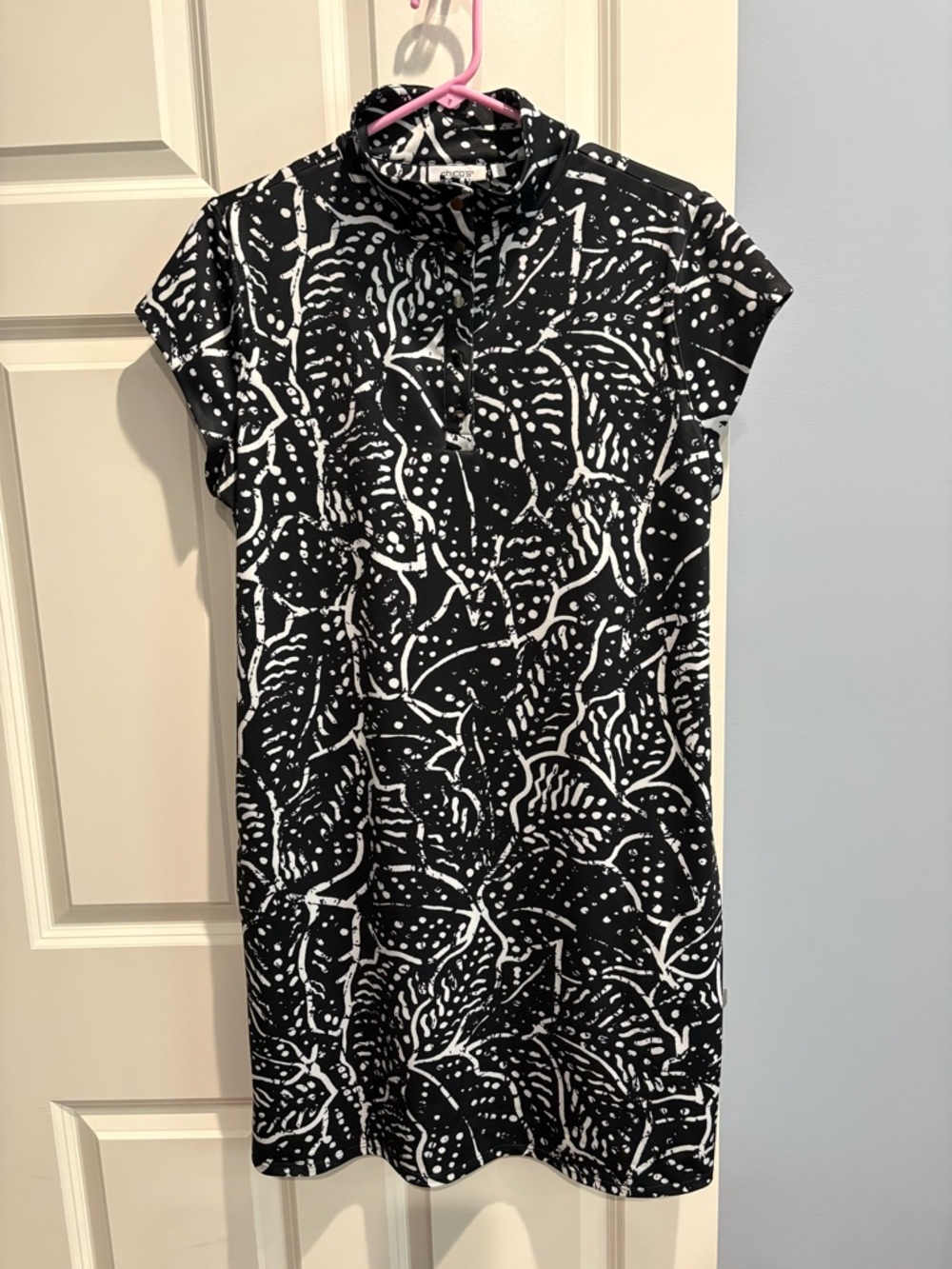 Chico's Black & White Abstract Print Mini Dress, size 2(L)